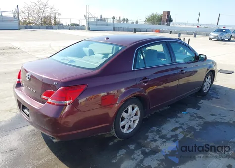 2009 Toyota Avalon Xl z USA, uszkodzony, nr VIN 4T1BK36BX9U340349